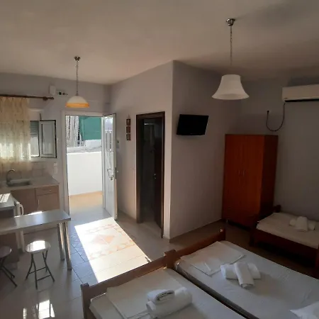 Aparthotel Alexia Studios *