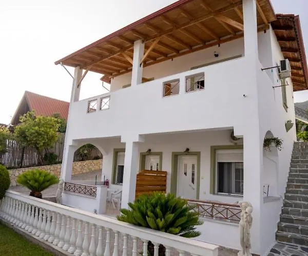 Alexia Studios Aparthotel